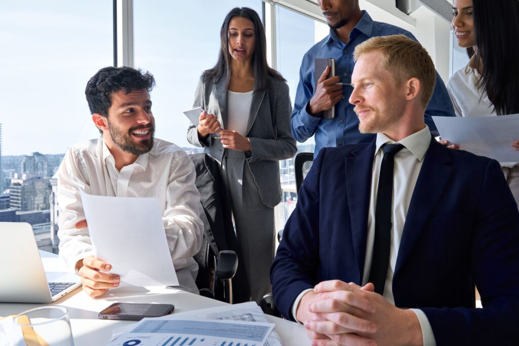 compliance empresarial profissionais reuniao