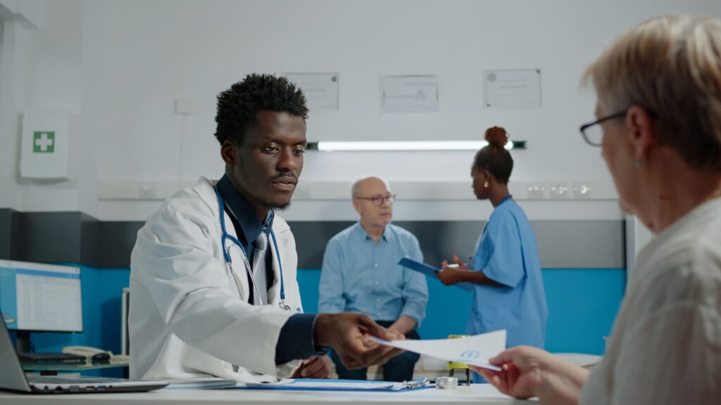 atestados medicos quem pode fazer